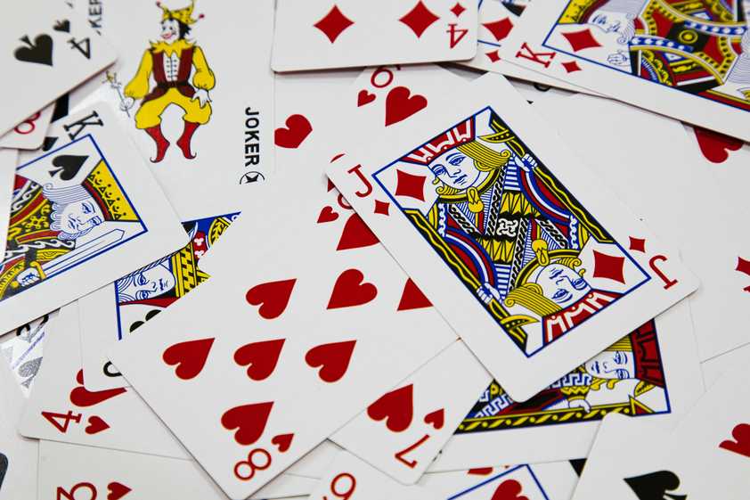 From Felt to Pixels: The Evolution of Casino Games from Offline to Online